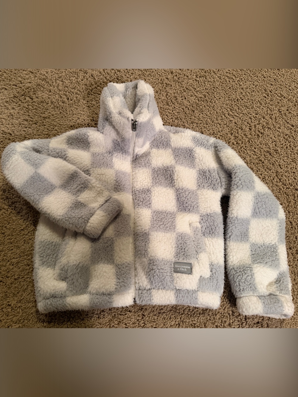 VGUC Girls Sz. 9/10 Abercrombie & Fitch Checkered Grey Plush Zip-Up Jacket